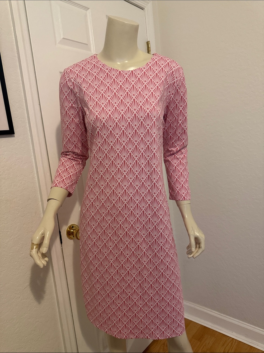 J. McLaughlin Sophia Pink Geometric Long Sleeve Shift Dress